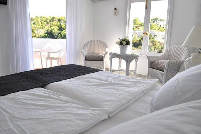 Hotel Village Cala Vadella  Ruang foto