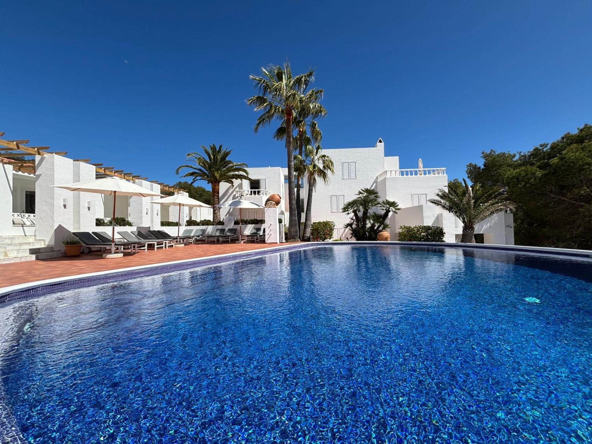 Hotel Village Cala Vadella  Bagian luar foto